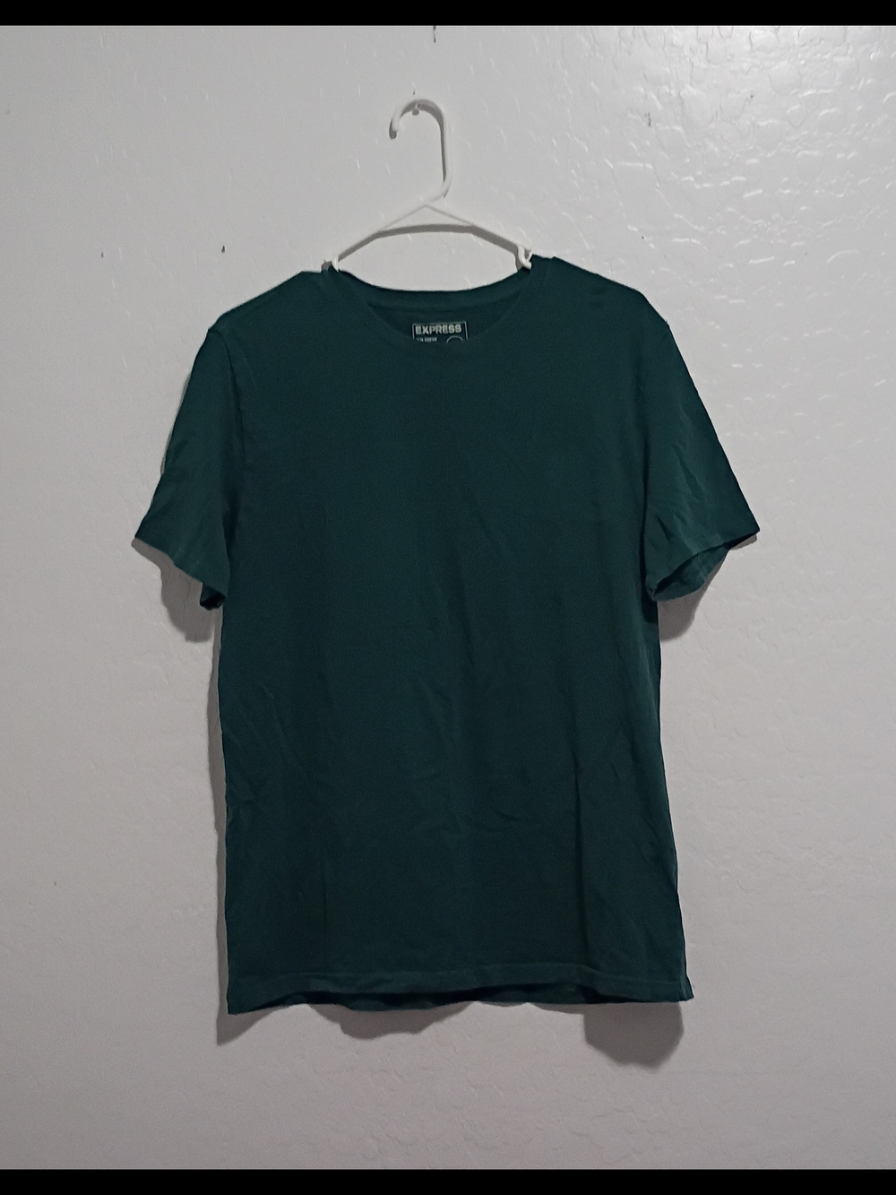 Express Men’s Green Crew Neck T-Shirt